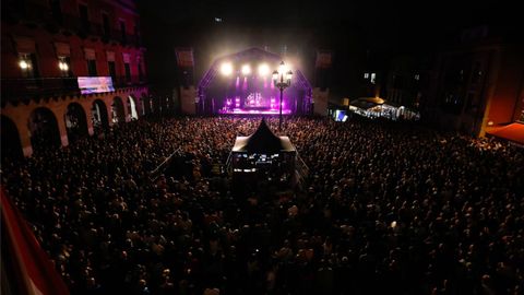 Concierto de Tanxugueiras en la Plaza Mayor del ao pasado del Festival Arcu Atlnticu