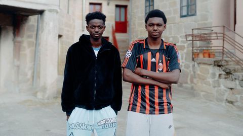 Demben Duawara y Sirify Konte, refugiados de Mali que fueron acogidos en Allariz y ya est�n integrados en el pueblo