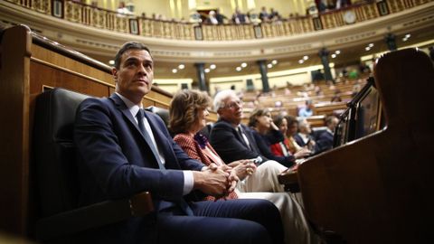 Pedro S�nchez, sentado en su esca�o en el Congreso, el 25 de julio del 2019,  antes de la segunda sesi�n en el Congreso en la que no sali� investido