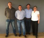 <span lang= es-es >Los pactistas</span>. De izquierda a derecha: Roberto Ag�s (Sanxenxo Pode), David Otero (BNG), Gonzalo Pita (SAL), y Coral Gonz�lez-Haba (PSOE). 