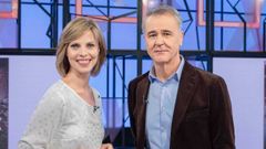 Mara Peterssen y Salvador G�mez Vald�s, presentadores de �La aventura del saber�