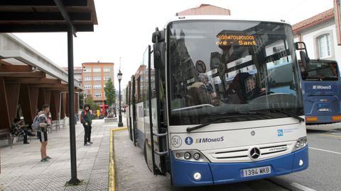 El transporte pblico en Barbanza es motivo de continas quejas por parte de los usuarios.