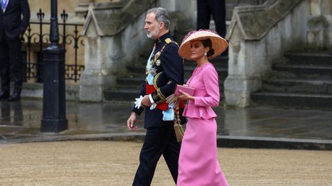 Los reyes Felipe y Letizia llegan a la catedral de Westminster