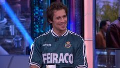 Marti�o Rivas, con la hist�rica camiseta verde del Superd�por. Para hablar del por qu� de la tendencia, los que concoen directamente la industria de la moda apuntan a los �influencer� y famosos que las lucen en sus apariciones p�blicas.