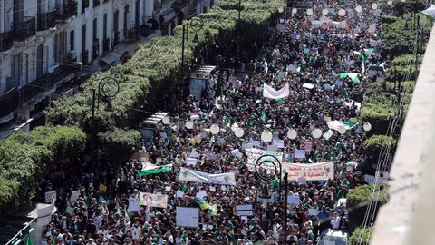 Protestas Argelia.Los manifestantes se llevan contando en decenas de miles desde que se iniciaron