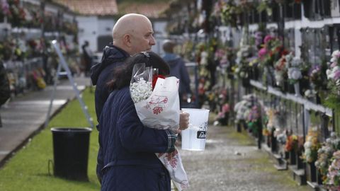 Todos los Santos en el cementerio de Catabois, Ferrol