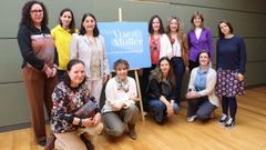 Las participantes en el encuentro que se desarroll� en la Casa da Cultura de Vimianzo