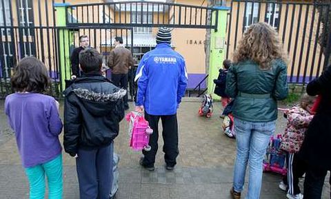 El Isaac Peral se rige por un convenio firmado entre Educaci�n y el Ministerio de Defensa.