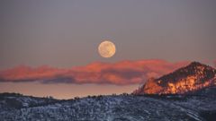 La luna llena de este mes se conoce como la Luna del Lobo.