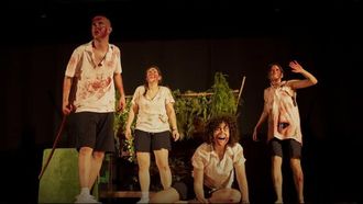 Una función de la obra dramática «A Besta da Illa», que se estrenó en noviembre