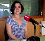 Mar�a Esomor�s, onte, no estudo de Radio Voz Berganti�os.