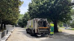 Cami�n de recogida de residuos, en una foto de archivo, a su paso por el Cant�n.