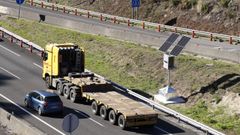 El nuevo radar de Vigo est� ubicado en la autov�a VG-20 a su paso por Valladares.