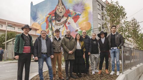 En Xinzo se inauguró el mural de Turismo de Galicia dedicado al entroido.