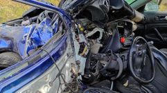 Restos del veh&iacute;culo siniestrado esta tarde de jueves 