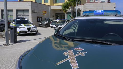 Veh�culos del destacamento de la Guardia Civil de Cambados.