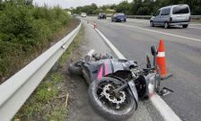 Estado en el que qued� la moto tras el siniestro ocurrido en el kil�metro 30 de la N-642, en Ma�ente. 