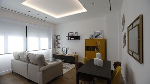 Las viviendas, que se entregan amuebladas, tienen mucha luz y ventanas de seguridad