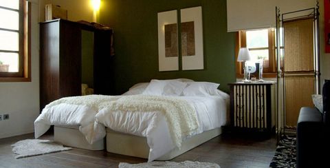 La decoración es uno de los puntos fuertes de El Balcón del Eume, el único establecimiento de Galicia con encanto que tiene una habitación.