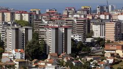 Bloques de viviendas en Vigo, en foto de archivo