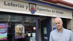 Julio Regueiro, al frente de la administraci�n de Loter�as n�mero 6 de Ferrol