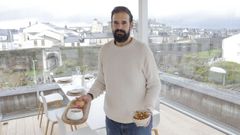 Juan Escobal, con las creaciones de Musgo con base de pulpo