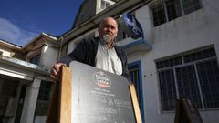 Ram�n Migu�lez Tola, en el Bar El Puerto sancibrense