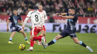 Fran Beltr�n, ahora jugador del Girona, en la primera ocasi�n en que se med�a al Celta en su carrera.