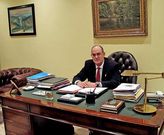 Campos Villarino sostiene que los recortes est�n perjudicando al sistema sanitario.