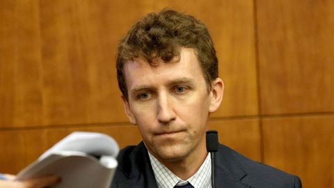 Patrick Clancy, padre de los tres ni�os asesinados supuestamente por su mujer, Lindsay, en un momento del juicio