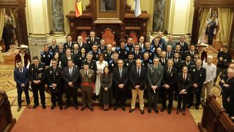M�s de 50 agentes y autoridades fueron condecoradas en el D�a de la Polic�a Local en un acto que se celebr� en Mar�a Pita