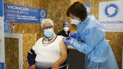 �ngeles Puga acudi� a Expourense a ponerse la segunda dosis de la vacuna