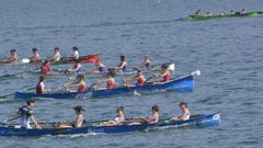 Imagen de archivo de una regata de bateles en Esteiro.