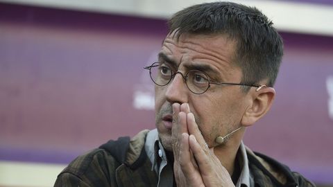 Monedero arremete contra Manuela Carmena