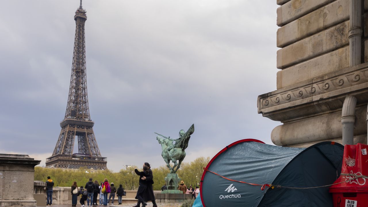 Evacuada la Torre Eiffel y sus alrededores por una falsa amenaza de bomba