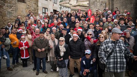 Fiesta en el barrio pobrense de A Covecha en Nochebuena.