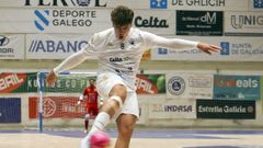 Gonzalo Santa Cruz durante un partido de este curso en A Malata.