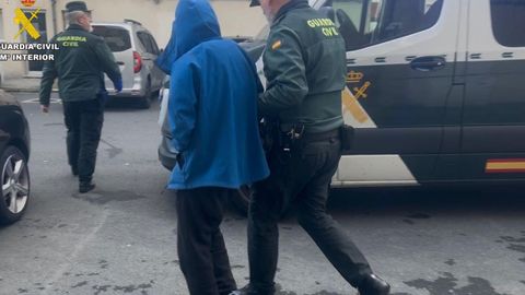 Uno de los detenidos por cometer 40 robos en la comarca de Valdeorras