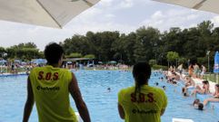 El club fluvial aplica un protocolo especial a los socorristas por las altas temperaturas