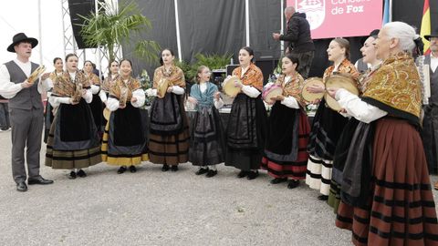 Actuaci�n del grupo A Subela
