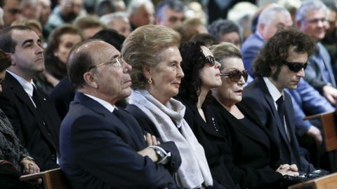 Carmen Gosende estuvo acompa�ada por sus tres hijos en todo momento