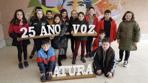 Alumnos del CEIP Juan Rey de Lourenz, que tambin trabajan este curso en el Camio Norte