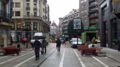 Un term�metro marca 16 grados en el centro de Oviedo