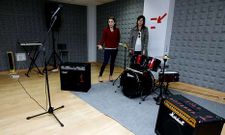 El t�cnico de sonido Diego Basadre impartir� el curso que ayer present� la concejala Sandra Garc�a.