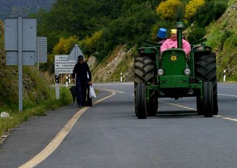 El impuesto de veh�culos de tracci�n mec�nica origin� el a�o pasado 272.000 recibos en la provincia.