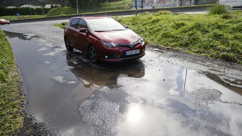 Baches en la carretera que va de Alfonso Molina hacia el colegio Maristas