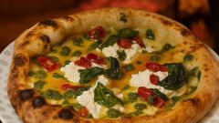 Sapore Italiano, la pizza gijonesa que opta a Mejor Pizza de Espaa 2025