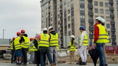 Alumnos de A Farixa visitaron las obras de la urbanizaci�n de O Polvor�n
