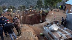 Marruecos se vuelca con el rescate del peque�o Rayan, el ni�o de 5 a�os atrapado en un pozo de 30 metros de profundidad