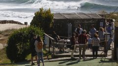 Tarde de s�bado en los paseos de las playas de A Frouxeira, Doni�os, Ares y el Raso